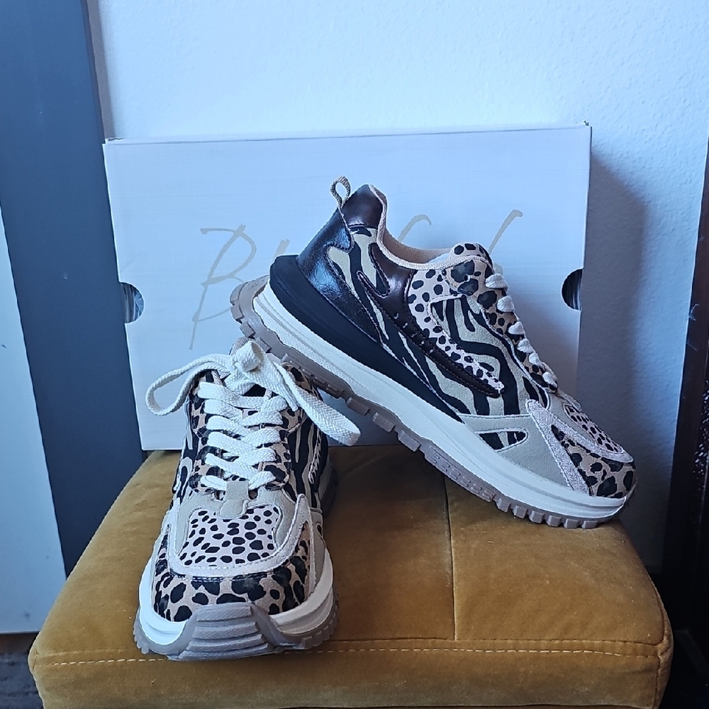 ●●BLOWFISH MALIBU LEOPARD SNEAKERS SIZE 9.5 NIB●●